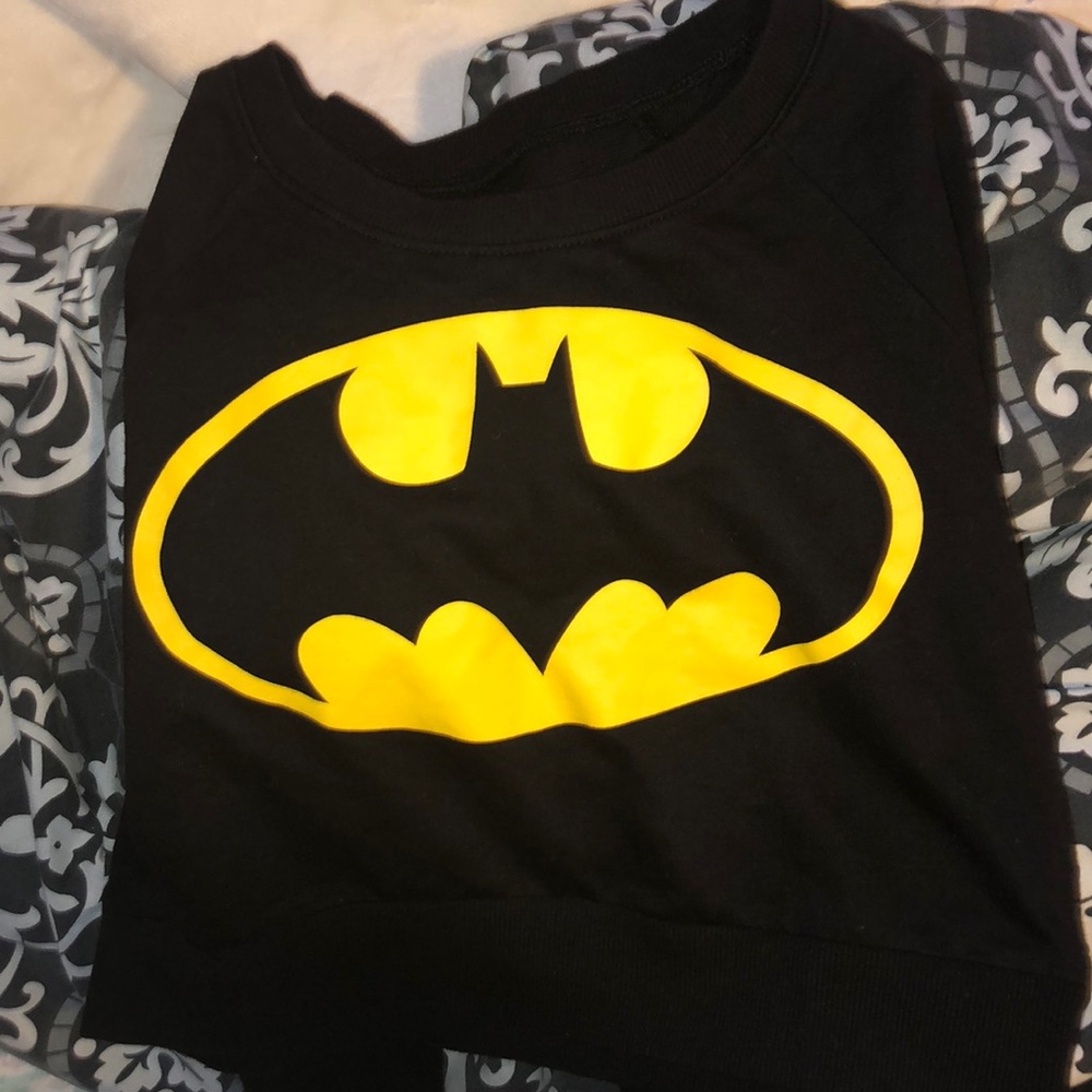a used batman cropped t shirt